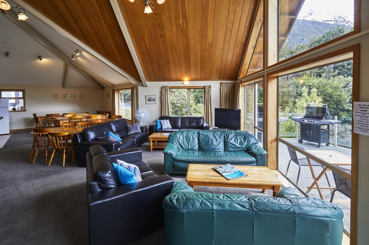Aoraki Alpine Lodge *